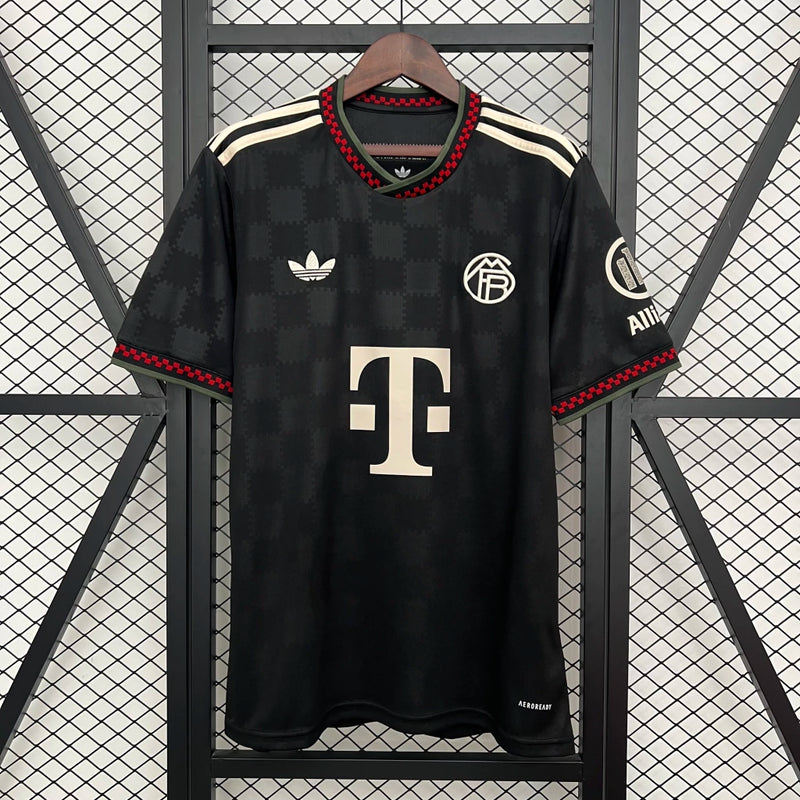 Bayern Munchen Terceiro 25-26